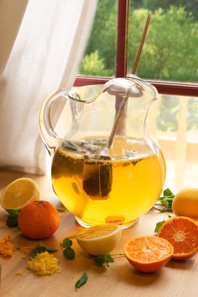 Sun Tea: Unlock the Secret Recipe That'll Make You a Summertime Legend