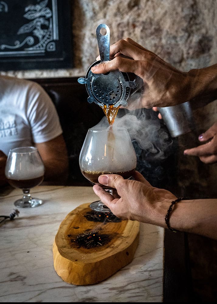 Making a carajillo coffee