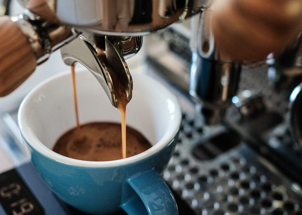 Café Noisette Meaning: French Espresso With Milk Pulling espresso shots